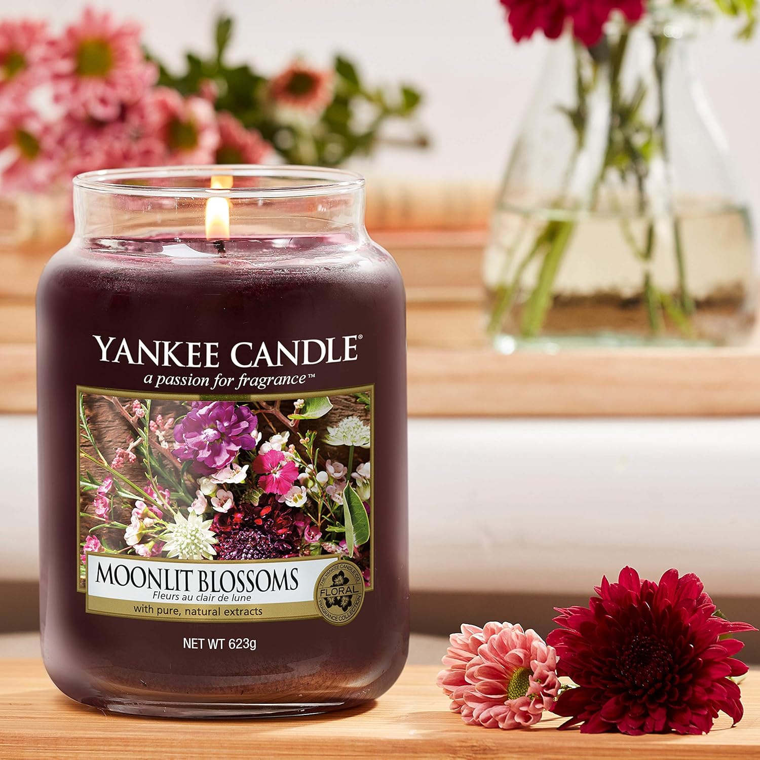 Yankee Candle Moonlit Blossoms 411 g